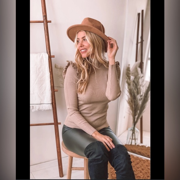 Ruffle mock neck top - Picture 2 of 11